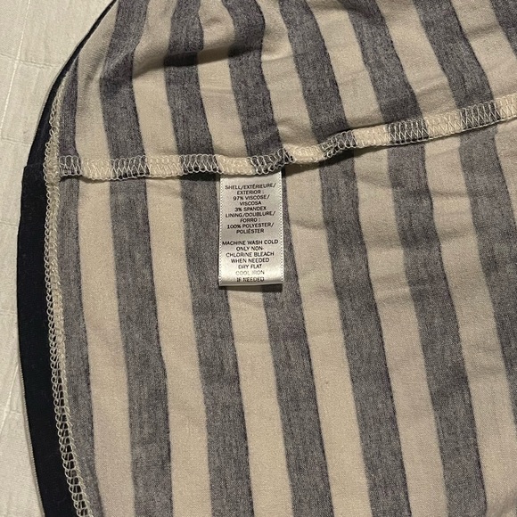 LOFT Knee Length Navy and White Dress - Picture 5 of 5